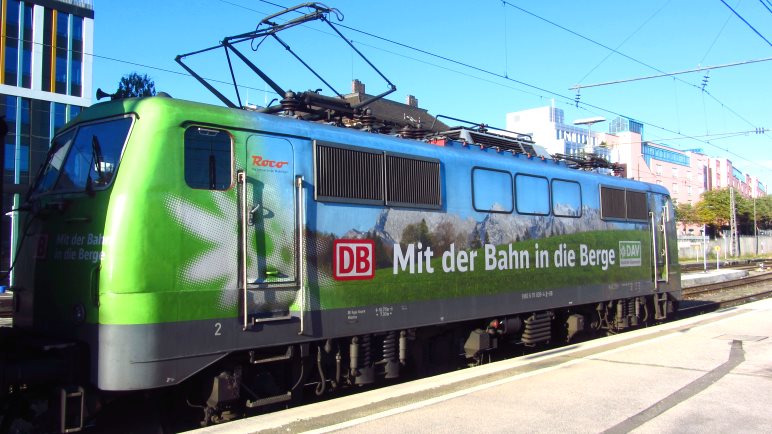 Mit der Bahn, dem Bus oder dem eigenen Auto in die Berge