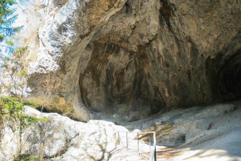 Die Tischofer-Höhle im Kaisertal