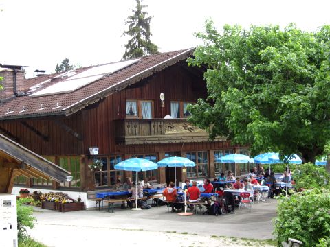 Auf der Terrasse der Partnachalm