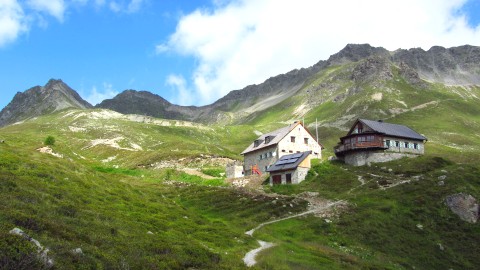 Die Friedrichshafener Hütte im Verwall oberhalb von Galtür