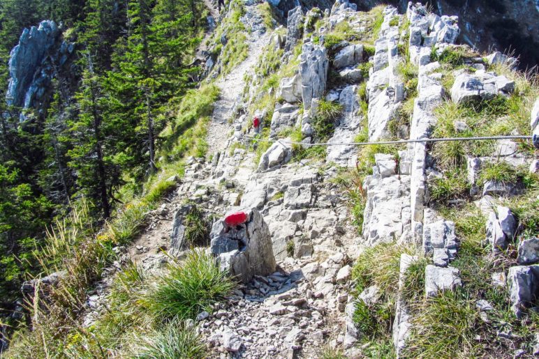 Schon etwas anspruchsvoller - Kletterstelle am Brecherspitz-Gratweg