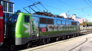 Die Lok im Holzkirchner Bahnhof, einem Flügelbahnhof des HBF München