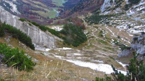 Der Abstiegsweg vom Stripsenjochhaus ins Kaiserbachtal