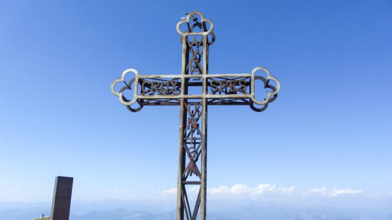 Das Gipfelkreuz der Cima Telegrafo