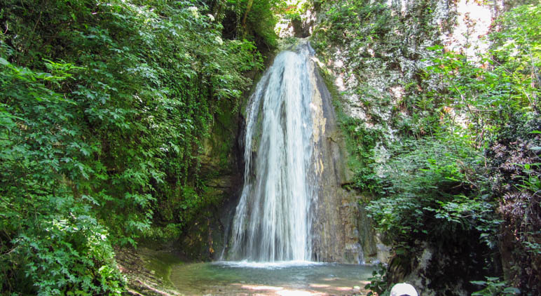 Einer der Wasserfälle im Parco delle Cascate