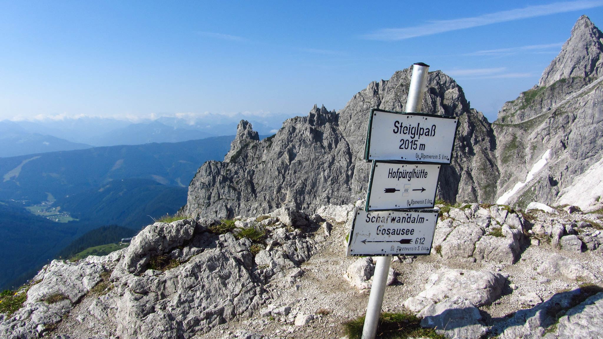 Der Steiglpass - trennt Nord- und Südseite des Gosaukamms und Salzburg und Oberösterreich