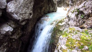 Einer der Wasserfälle in der Klamm.