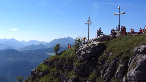 Der Gipfel des Kranzhorns mit den zwei Gipfelkreuzen Der Gipfel des Kranzhorns mit den zwei Gipfelkreuzen