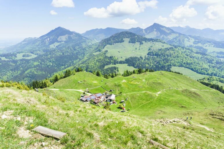 Bergpanorama im Aufstieg von der Kranhorn-Alm zum Gipfel