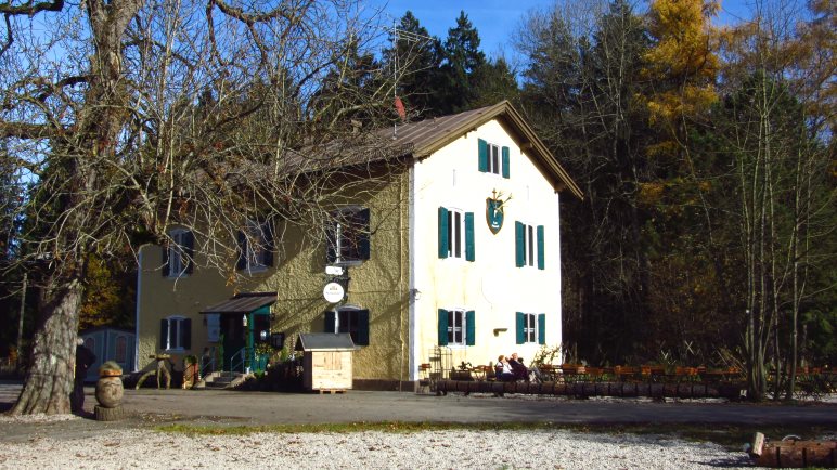 Das Forsthaus Hubertus am Ende des Skulpturenweges