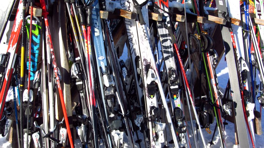 Eine kurze Pause im Skizirkus Eine kurze Pause im Skizirkus