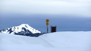 Tolle Ausblicke auf dem Winterwanderweg über die Hemmersuppenalm bei Reit im Winkl
