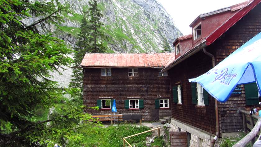 Der Anbau der Höllentalangerhütte