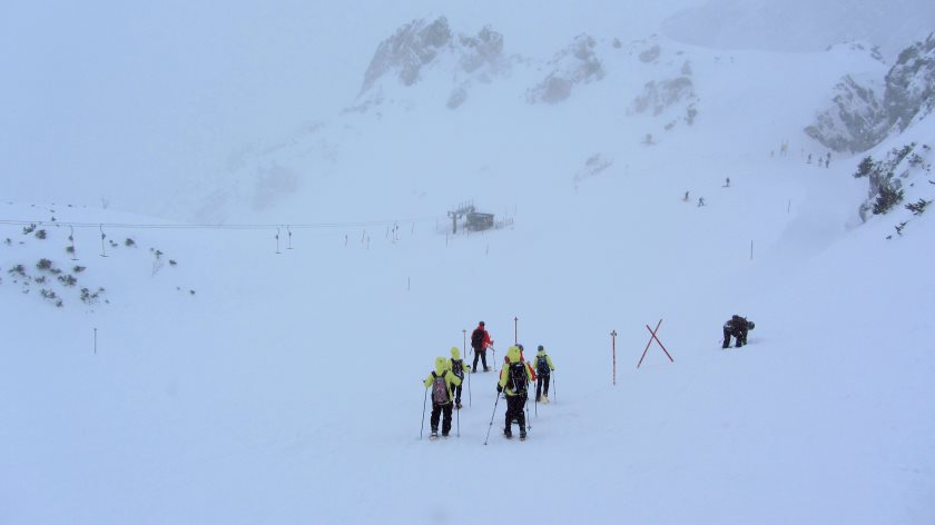 Schneeschuhwandern im Hochgebirge - leider hatten wir fast keine Sicht