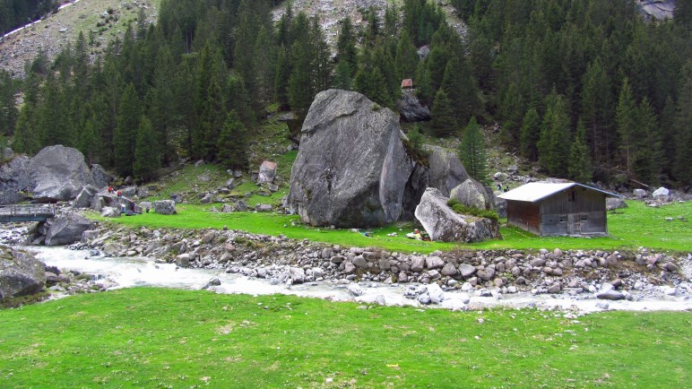 Boulderfelsen im Zillergrund