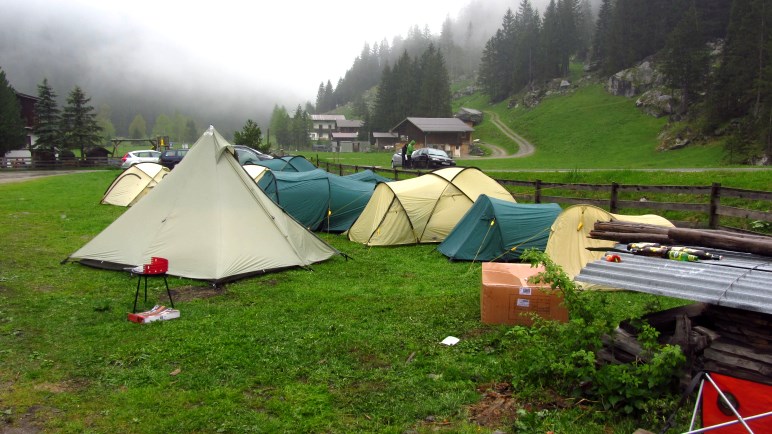 Unser Zeltlager - schon leicht durchnässt