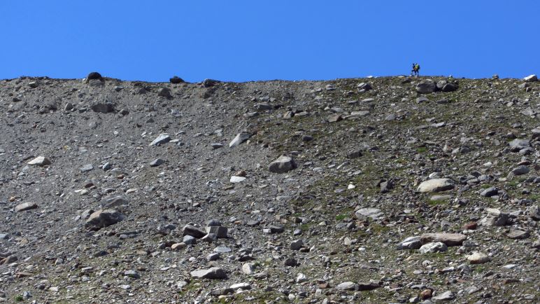 weit oben führt der andere Wanderweg entlang