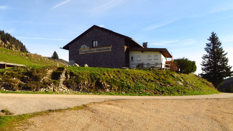 Unsere Wanderung startet an der Ackernalm