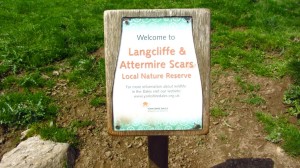 Hinweistafel auf das Langcliffe Attermire Scars Naturreservat