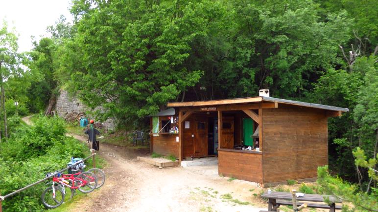 Das Ristoro Mughera, der kleine Kiosk mitten am Berg