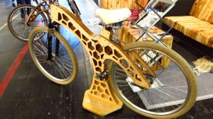 Der Gegenentwurf zu Ultralight - ein Holzfahrrad
