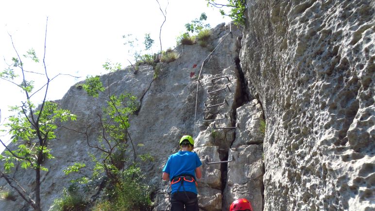 Die Trittstufen zum Ausstieg aus dem Colodri-Klettersteig