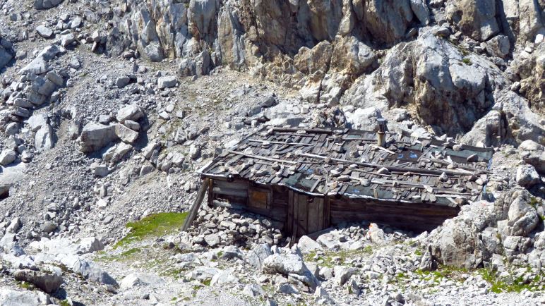 Die Geierwally-Hütte am Hafelekar hoch über Innsbruck