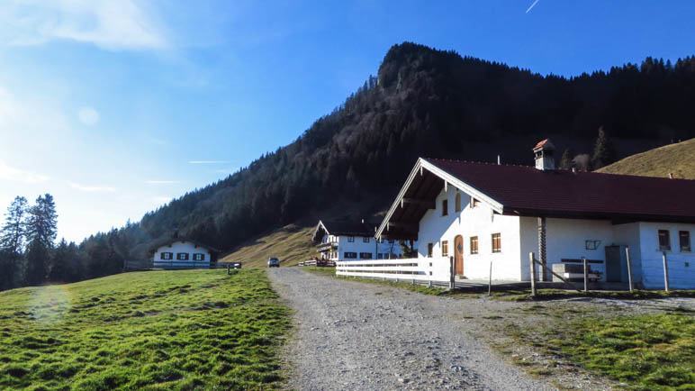 An den Daffnerwaldalm. Jetzt gibt es erst einmal einen Morgenkaffee