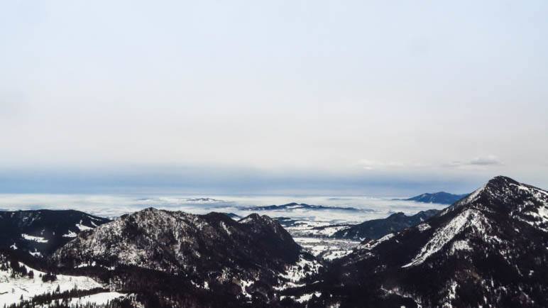 Der Gipfelblick vom Schönkahler in das Allgäu