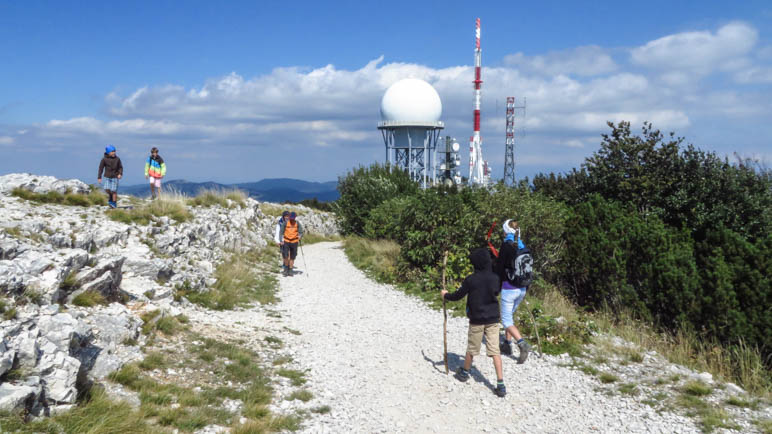 Auf dem Gipfelweg des Vojak