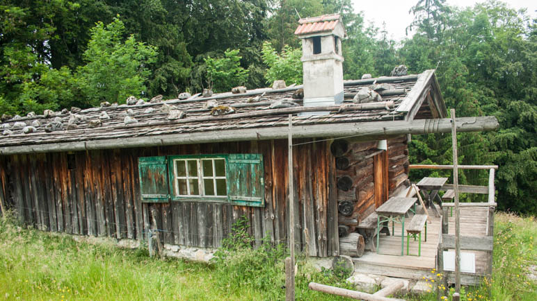 So stellt man sich eine Almhütte vor