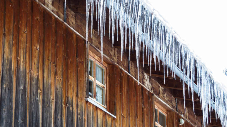 Eiszapfen an der unteren FIrstalm