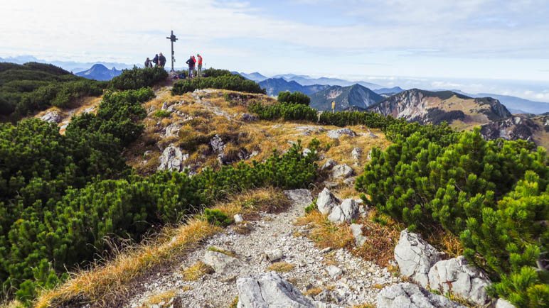 Auf dem Gipfel des Hochmiesing in den Schlierseer Bergen