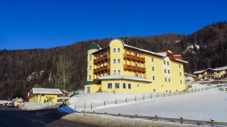 Das Haupthaus des Hotel Seehof in Kössen