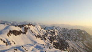 Rosa-weisse Berge, vom Edmund-Probst-Haus am Nebelhorn aus gesehen