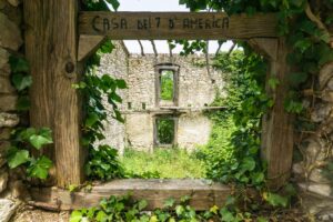 Das Haus der sieben Brüder, die in die Welt aufbrachen