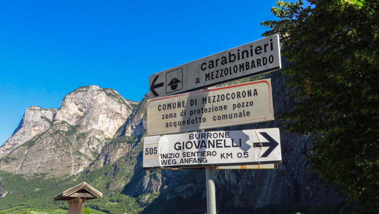 Hier geht's zum Klettersteig