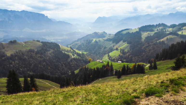 Kufstein und das Inntal im herbstlichen Dunst