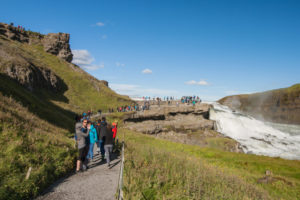 Auf dem Weg zum Wasserfall