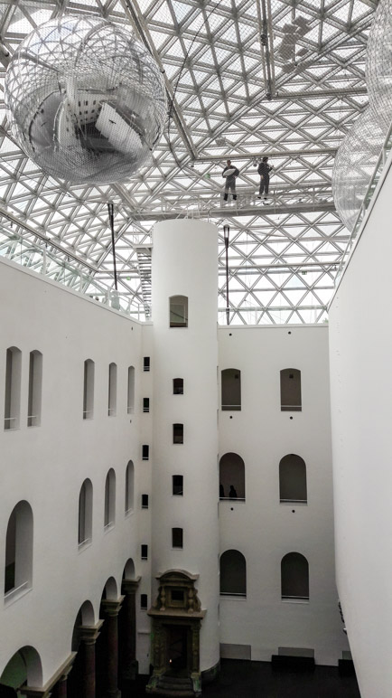 Das Atrium des Museums K21