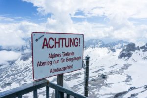 Achtung! Alpines Gelände