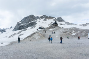 Die Kapelle vor dem Schneefernerkopf