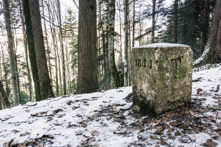 Ab jetzt wandern wir auf Tiroler Gebiet