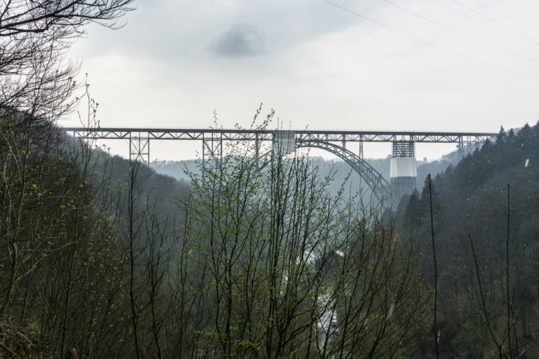 Der Blick vom Diederichstempel zur Müngstener Brücke