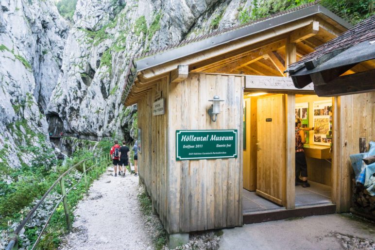 Das kleine Museum am Beginn der Klamm