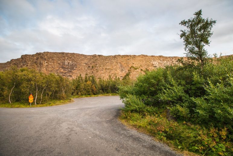 Auf dem Weg zum Parkplatz in der Ásbyrgi-Schlucht