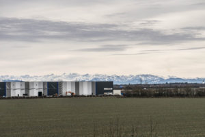 Noch einmal der etwas erhöhte Blick auf die Berge