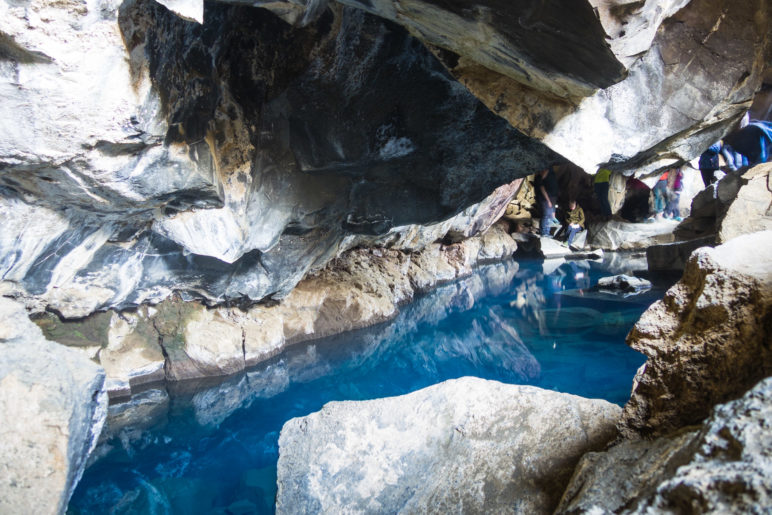 Noch einmal: Felsen und Wasser