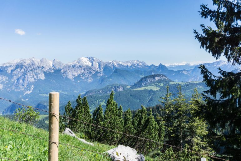 Ein Blick hinüber zu den Berchtesgadenern