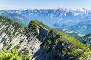 Der Panoramablick vom Gratweg des Dürrnbachhorns auf die Berchtesgadener Alpen